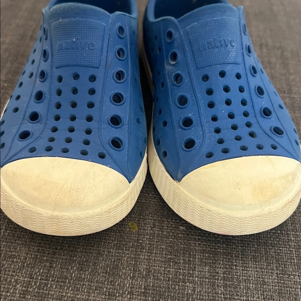 Native Kids Blue Water Shoes with White Toe Caps